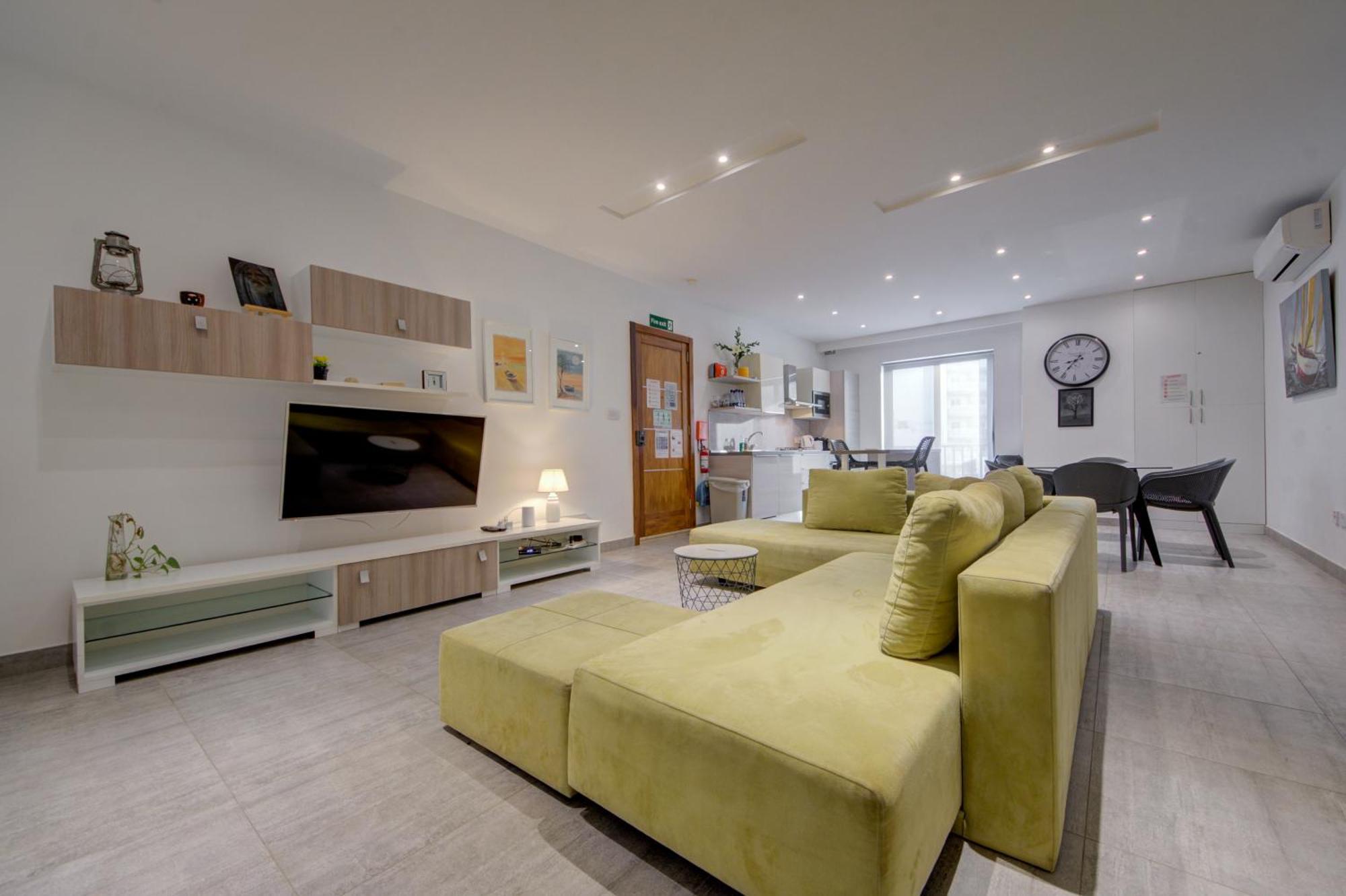 Top Floor Apt With Common Pool Close To All Amenities Σεντ Πόλς Μπέι Εξωτερικό φωτογραφία
